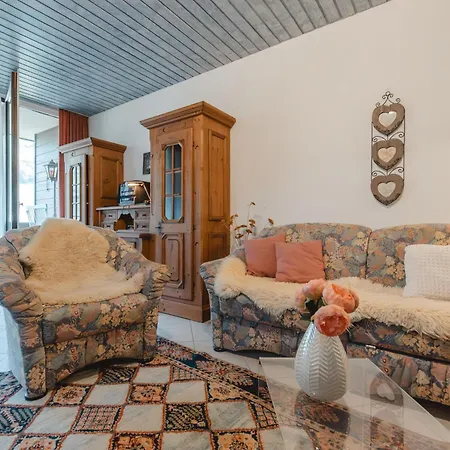 Alex 68 By Interhome *